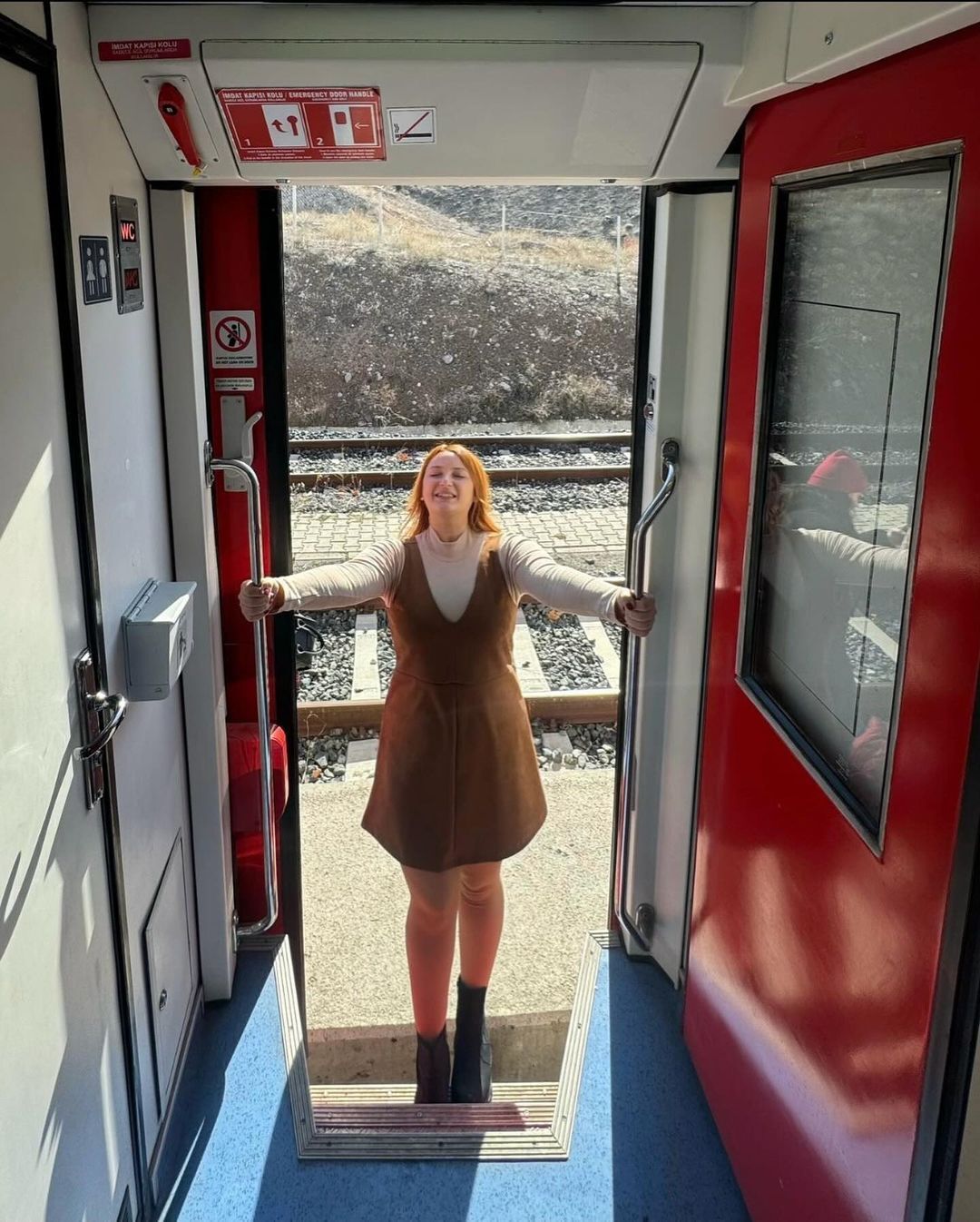 Kübra+Öğretmen +Merhabalar+Ben+Kübra+Öğretmen,+@Ogretmenlergezikulubu+Nün+Düzenlendiği+Doğu+Ekspresi+Turuna+Kardeşlerimle+Birlikte+İstanbul’dan+Katıldık.+Turun+Ilk+Anından+Itibaren+Sonuna+Kadar+Heyecanla+Ve+Mer (6)