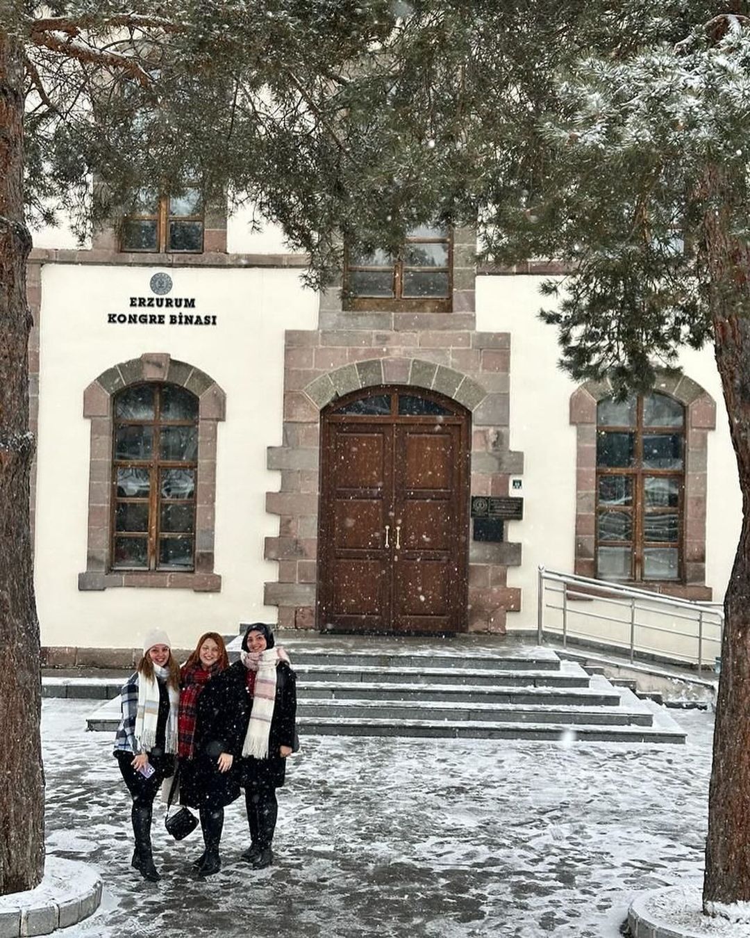 Kübra+Öğretmen +Merhabalar+Ben+Kübra+Öğretmen,+@Ogretmenlergezikulubu+Nün+Düzenlendiği+Doğu+Ekspresi+Turuna+Kardeşlerimle+Birlikte+İstanbul’dan+Katıldık.+Turun+Ilk+Anından+Itibaren+Sonuna+Kadar+Heyecanla+Ve+Mer (8)