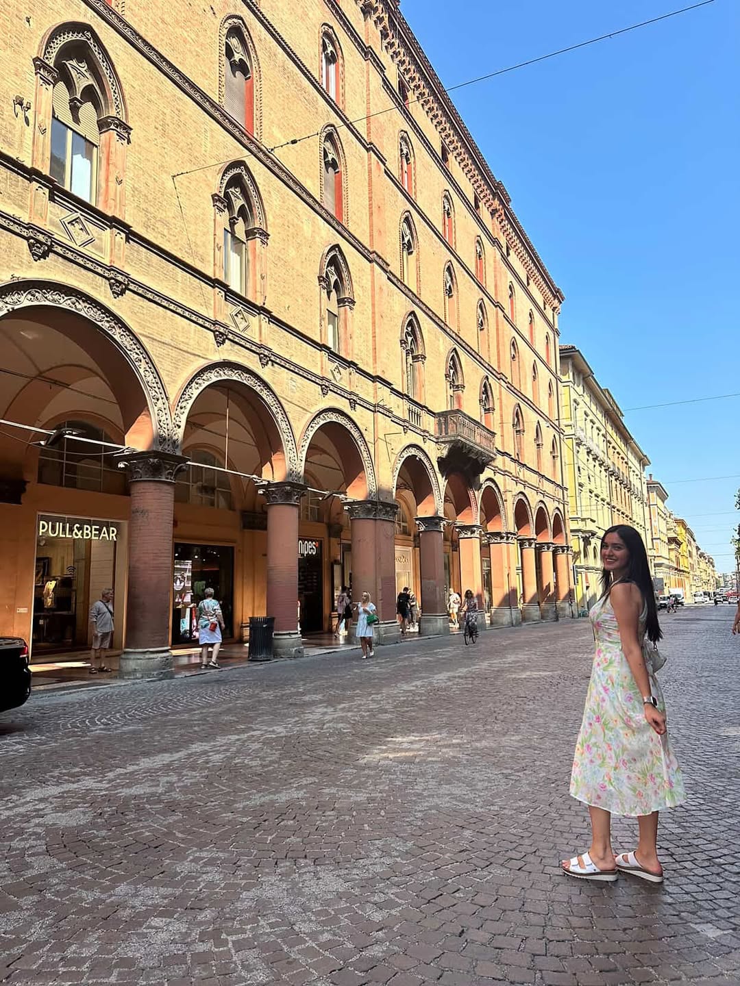 Dilara Öğretmen Diyor Ki Balkan Turundan Sonra Memnun Kaldığım Için Geçen Yaz Büyük İtalya Turu (4)