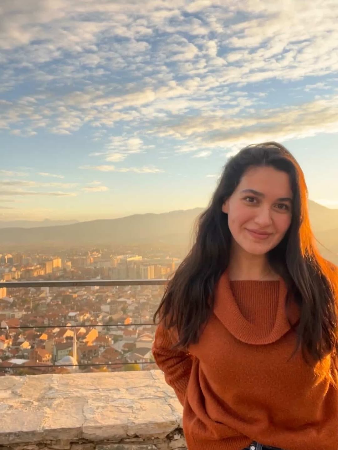 Dilara Öğretmen Diyor Ki Balkan Turundan Sonra Memnun Kaldığım Için Geçen Yaz Büyük İtalya Turu (7)