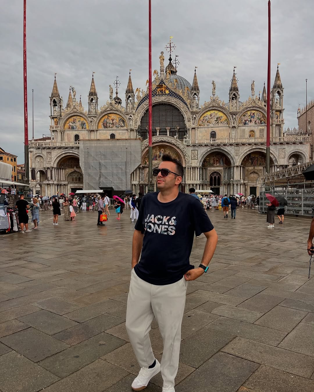 Merhaba Arkadaşlar; Saint Agustine’ In Dediği Gibi ‘ Dünya Bir Kitap Ve Seyahat Etmeyenler (11)