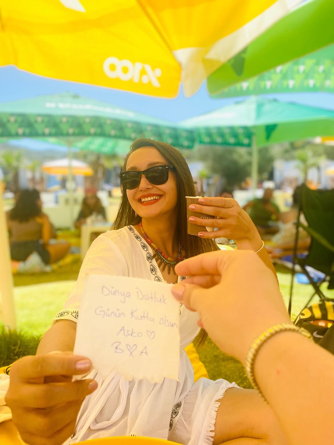 Sabah Voleybol Şampiyonu, Akşam 90’Lar Partisi Starı, Öğlen Colorfest’te Gökkuşağının Yürüyen Ha (6)